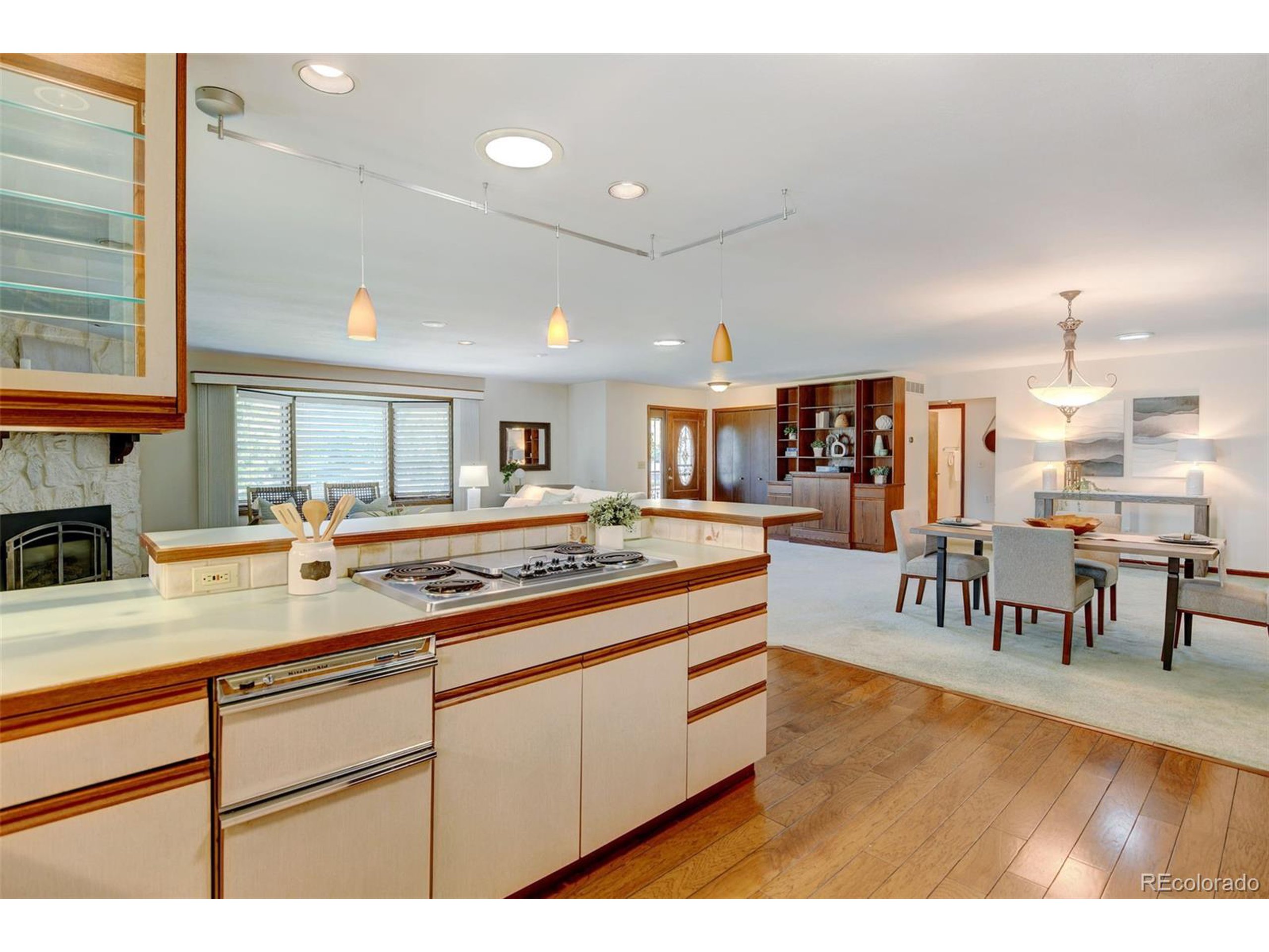 51 Scott Dr S