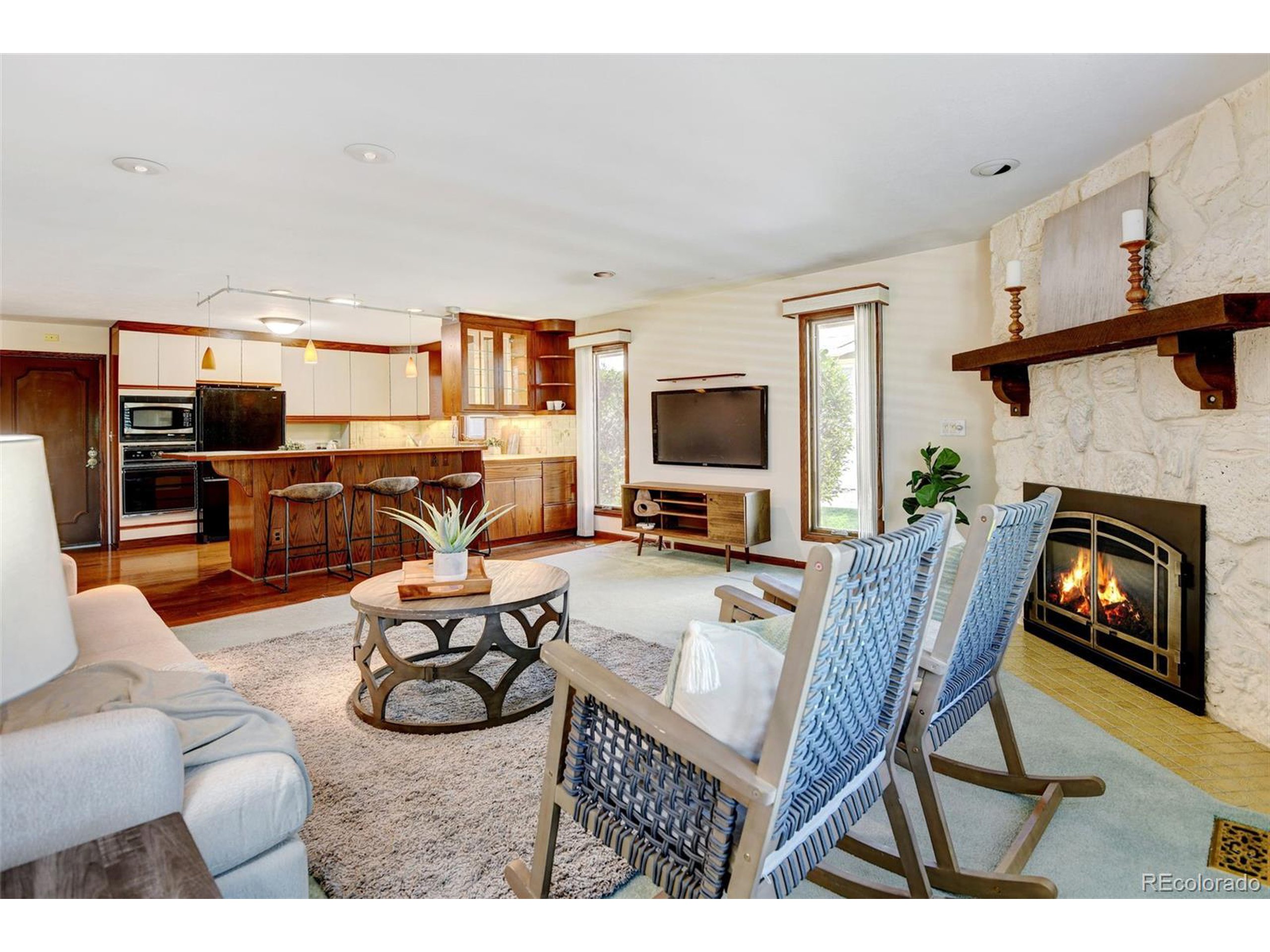 51 Scott Dr S