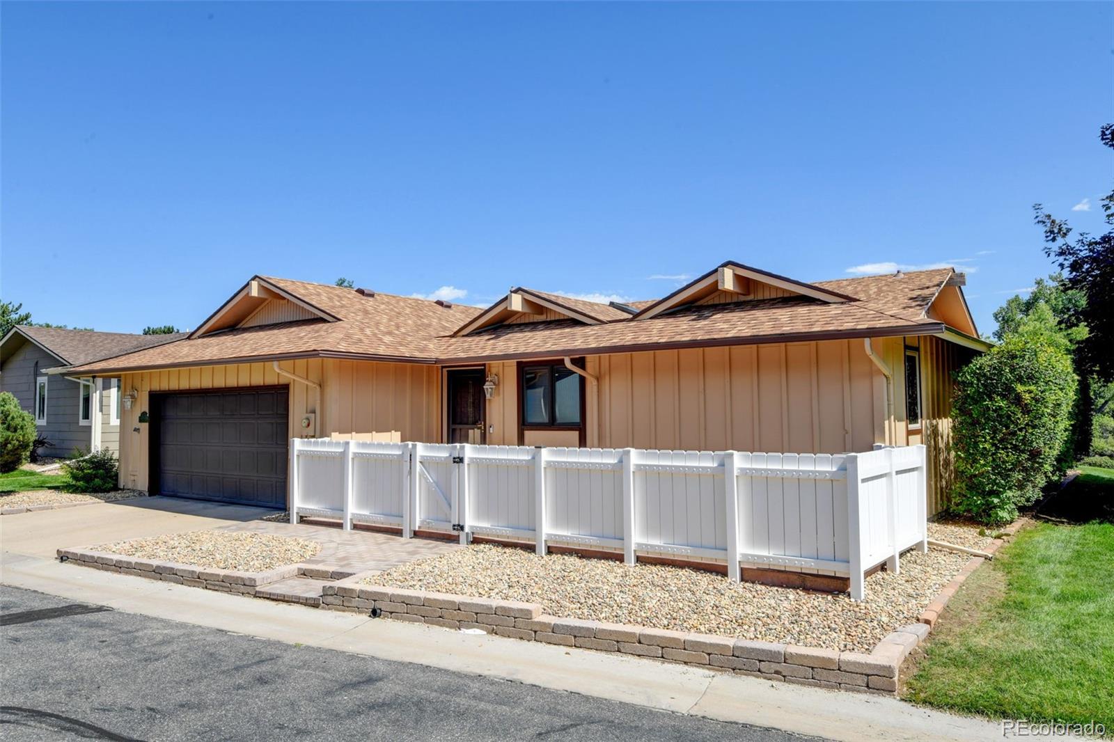 51 Scott Drive S