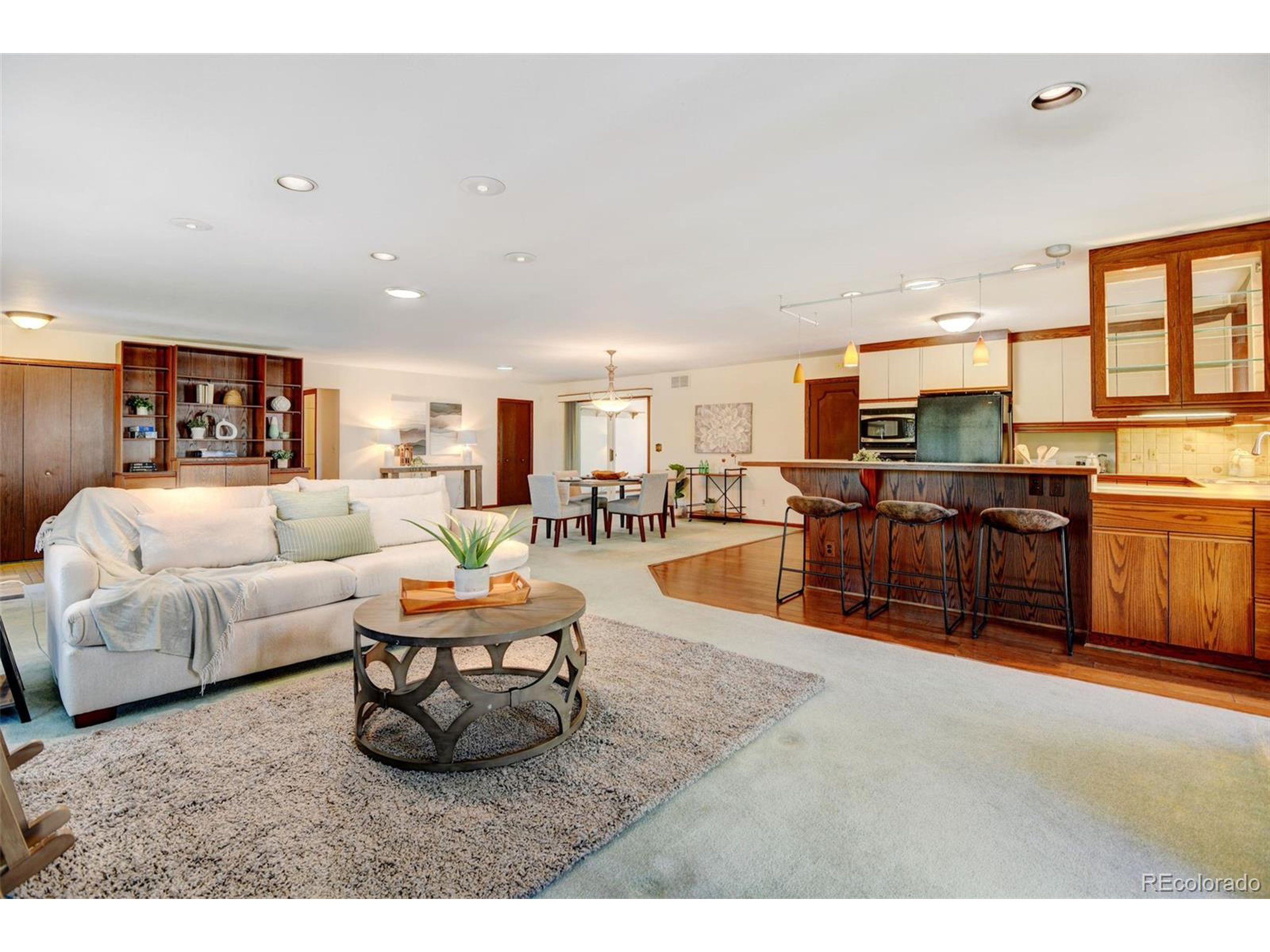 51 Scott Dr S