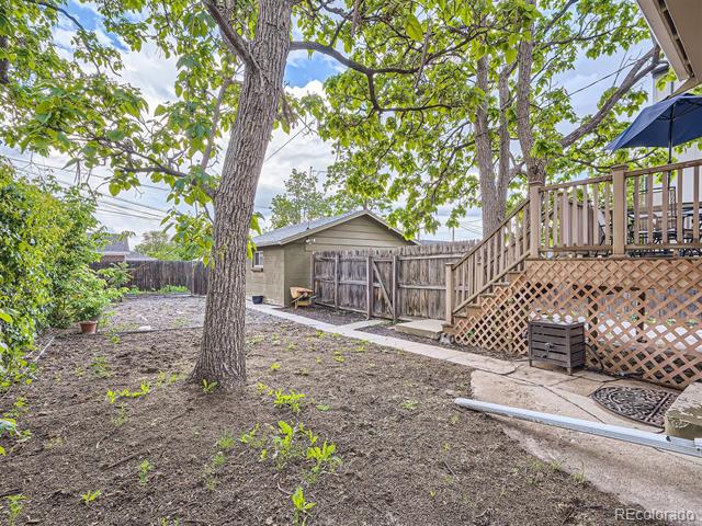 3922 Mariposa Street