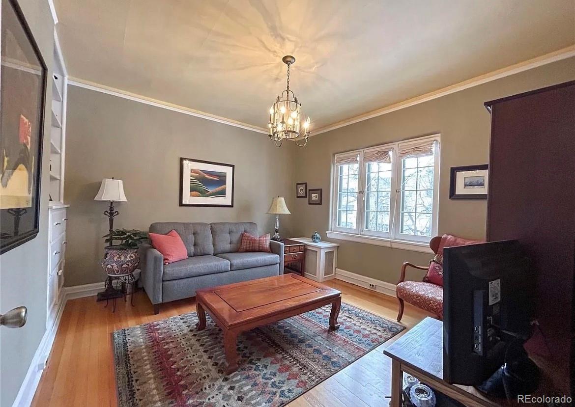 1515 E 9th Avenue Unit: 201