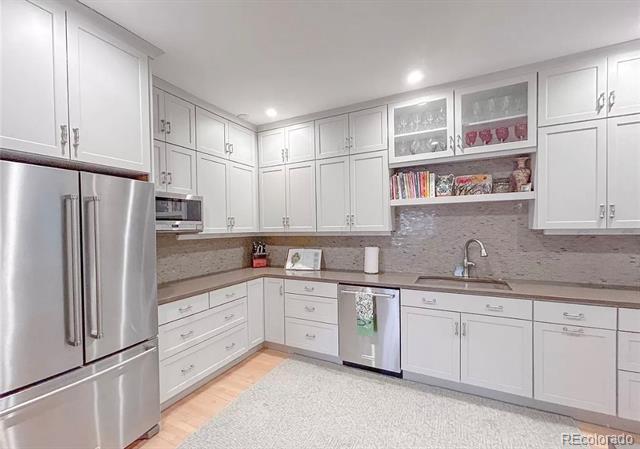 1515 E 9th Avenue Unit: 201