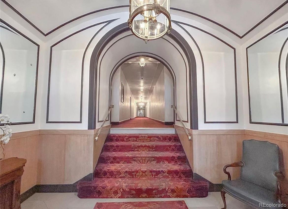 1515 E 9th Avenue Unit: 201