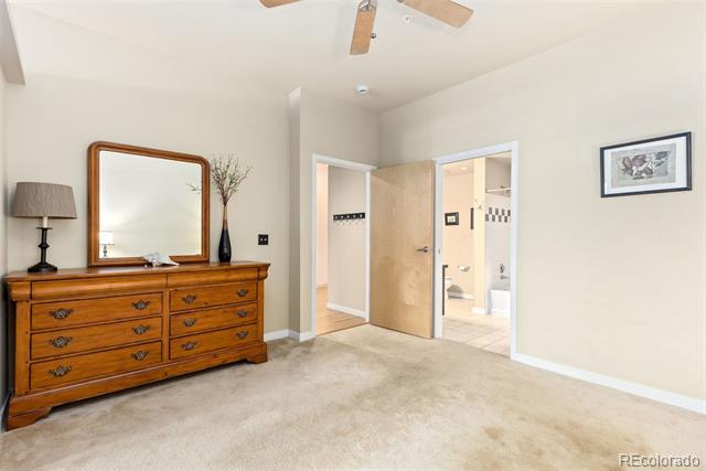 1057 W Century Drive Unit: 220