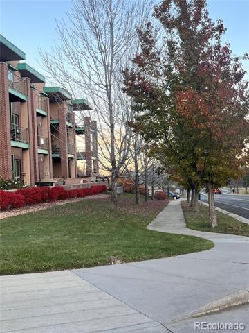 1057 W Century Drive Unit: 220
