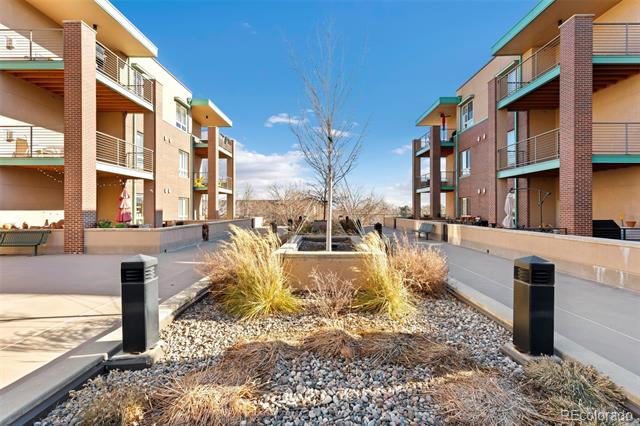 1057 W Century Drive Unit: 220