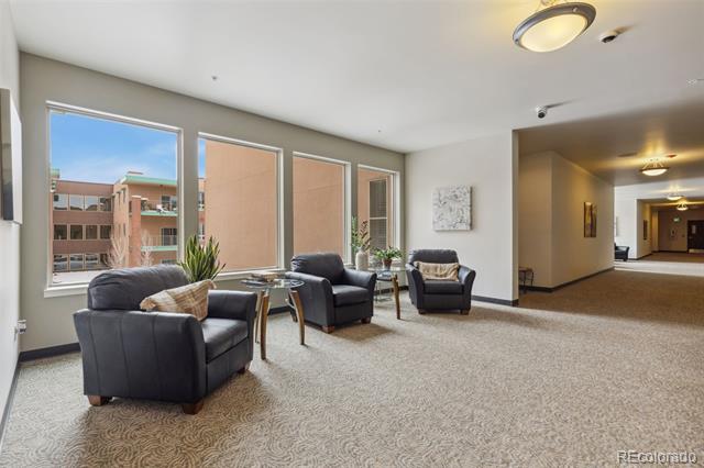 1057 W Century Drive Unit: 220