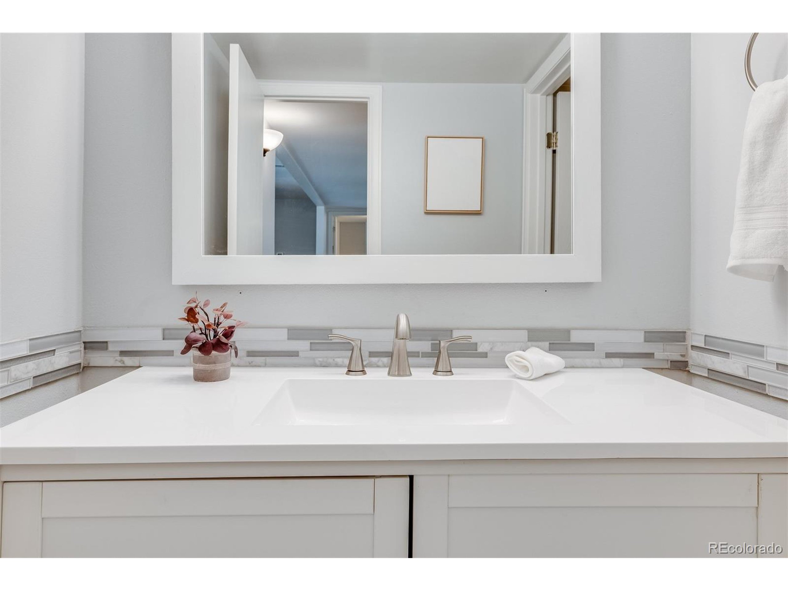 3141 S Tamarac Dr F301