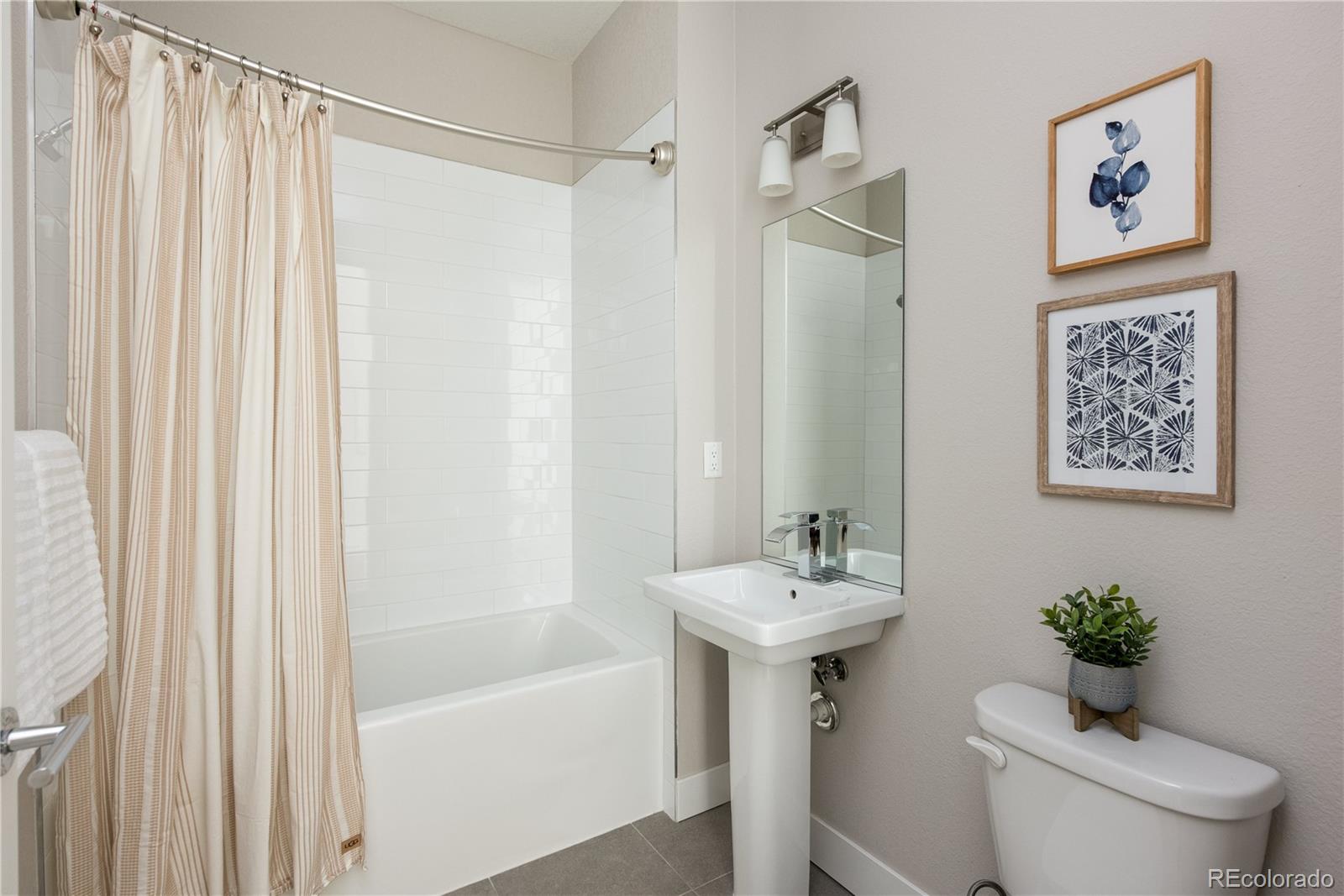 4144 Tennyson Street Unit: 16