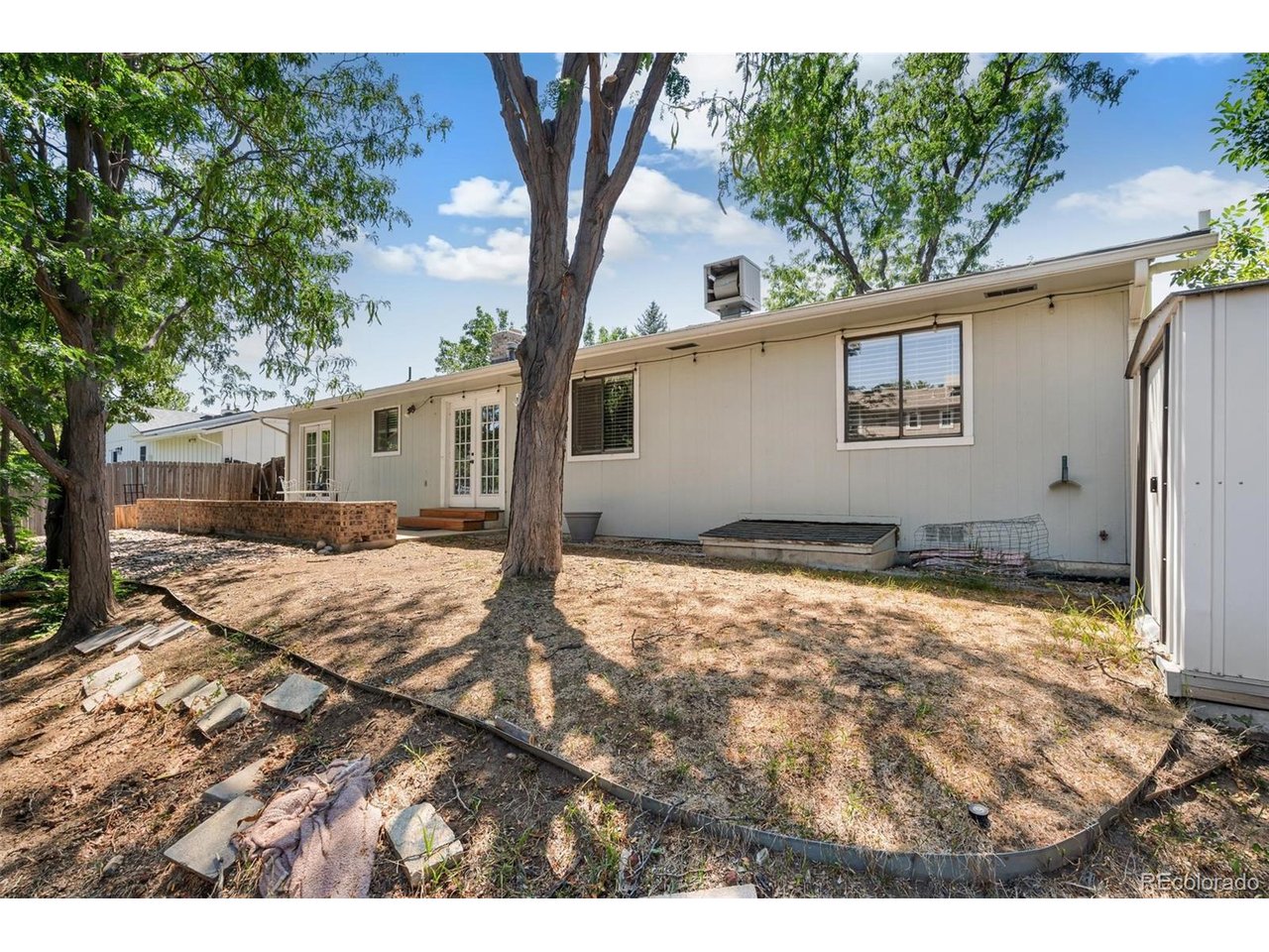874 Dexter Dr