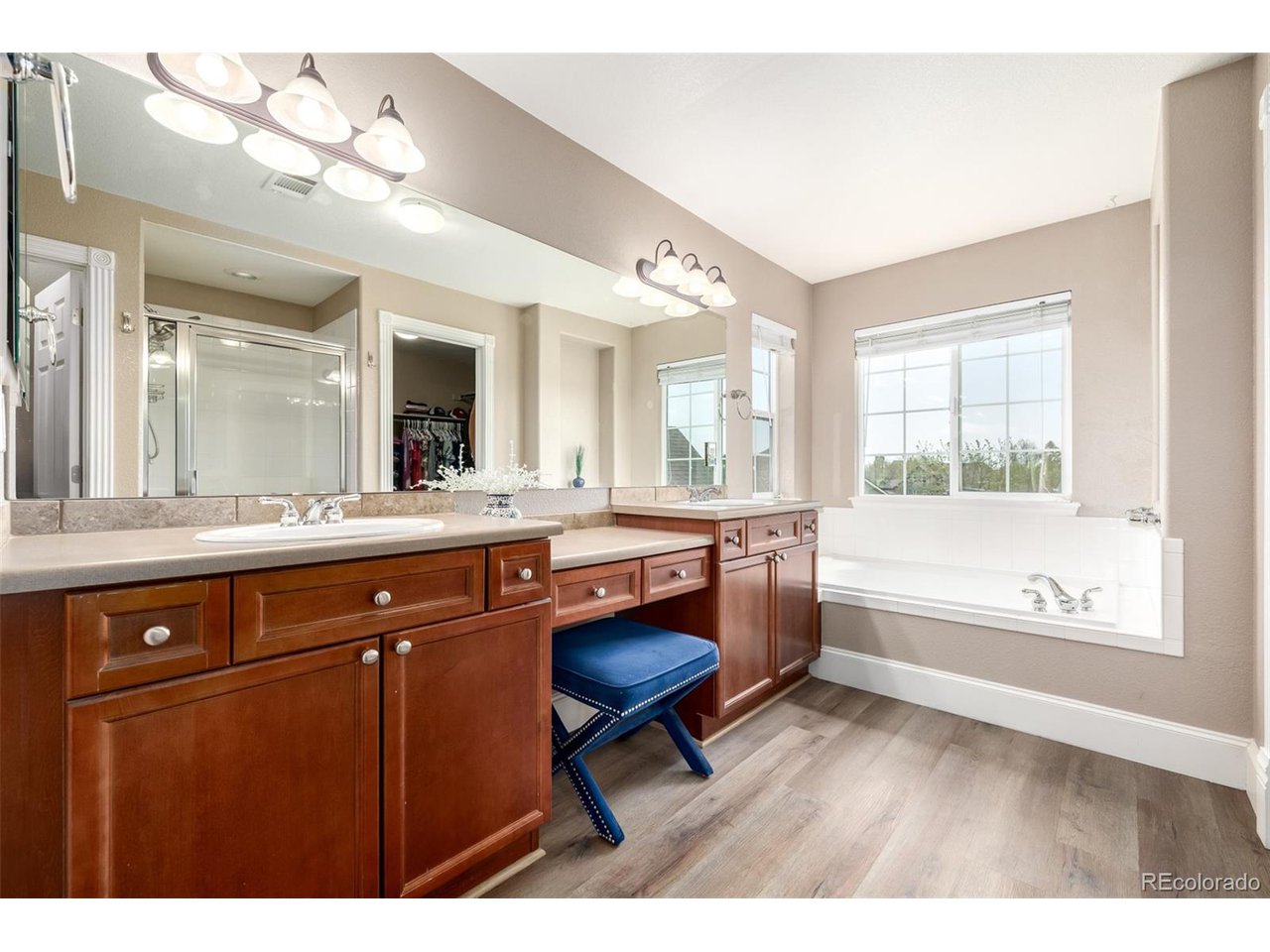 3225 Rinn Valley Dr
