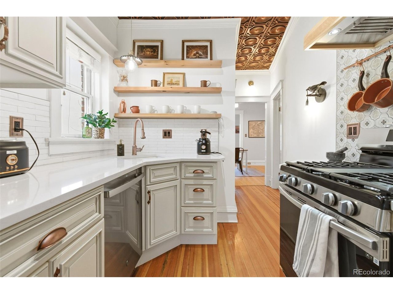 1746 N Franklin St 1