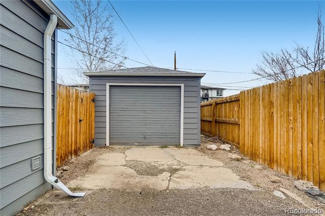 6829 Reno Drive