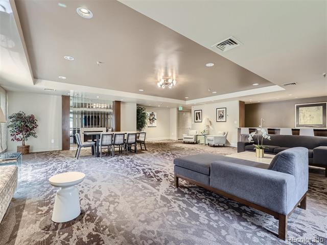 800 Pearl Street Unit: 204