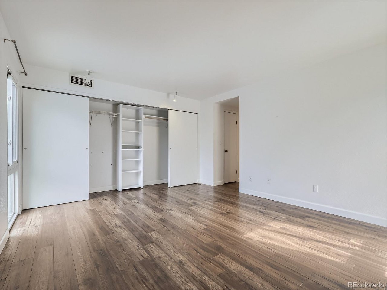 800 Pearl St 204