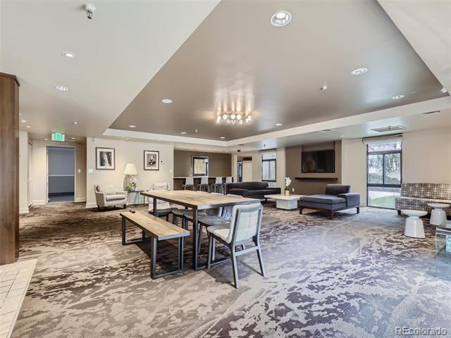 800 Pearl Street Unit: 204