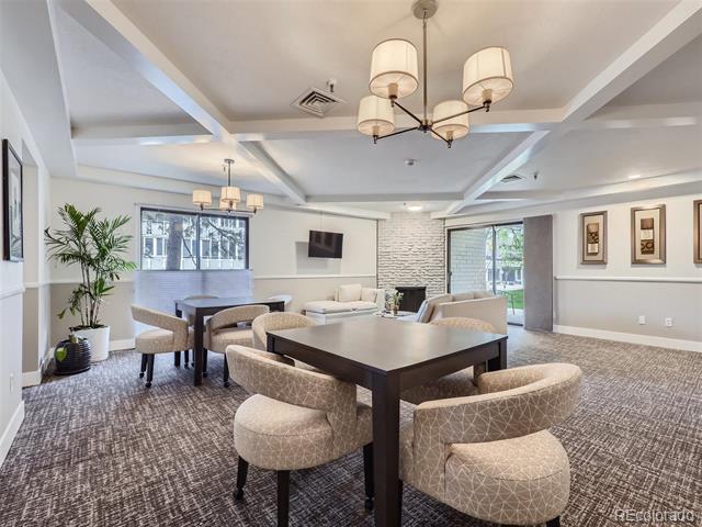 800 Pearl Street Unit: 204