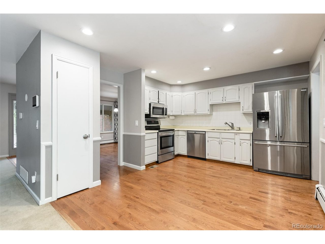 2622 S Brentwood Ct