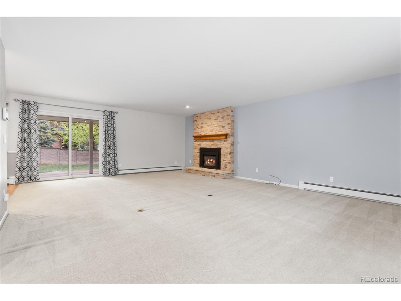 2622 S Brentwood Ct