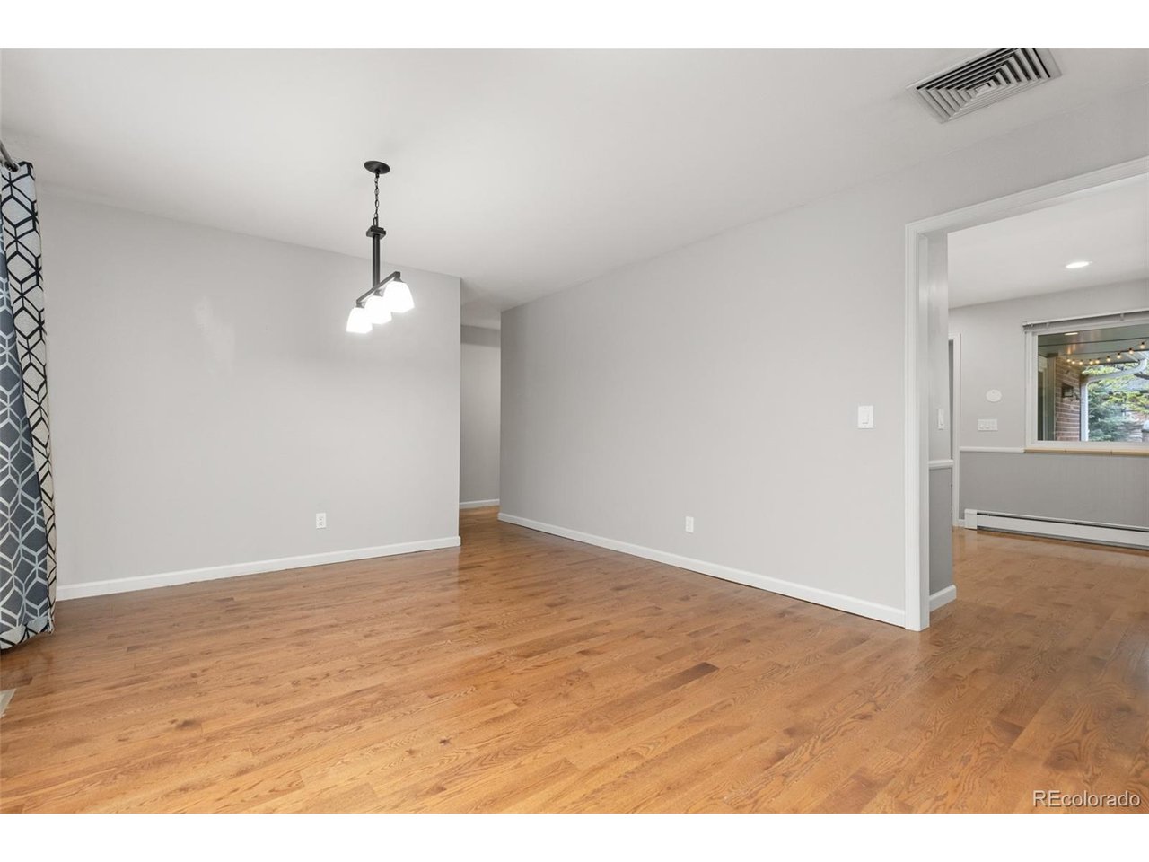 2622 S Brentwood Ct