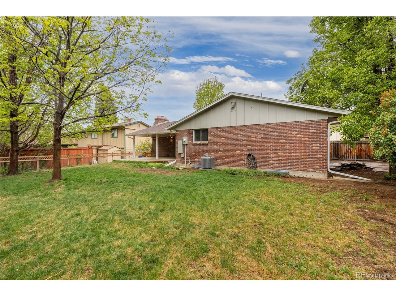 2622 S Brentwood Ct