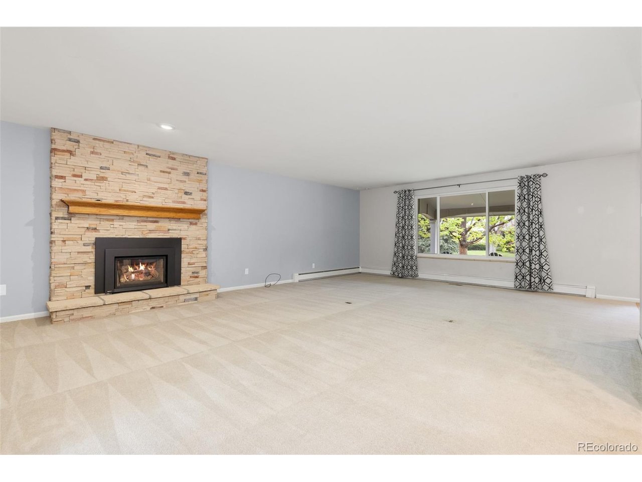 2622 S Brentwood Ct