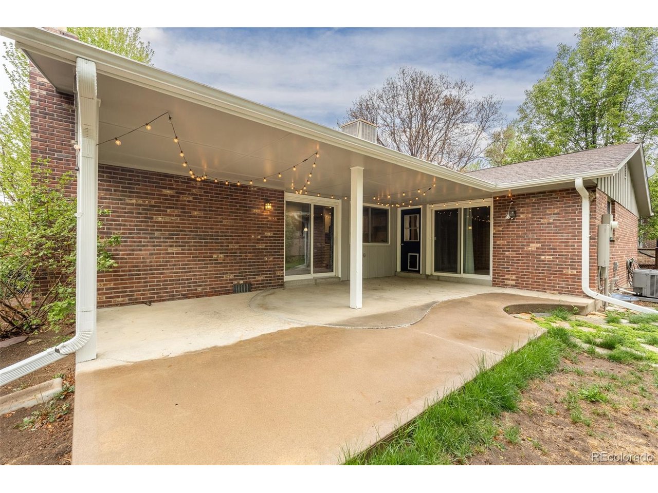 2622 S Brentwood Ct