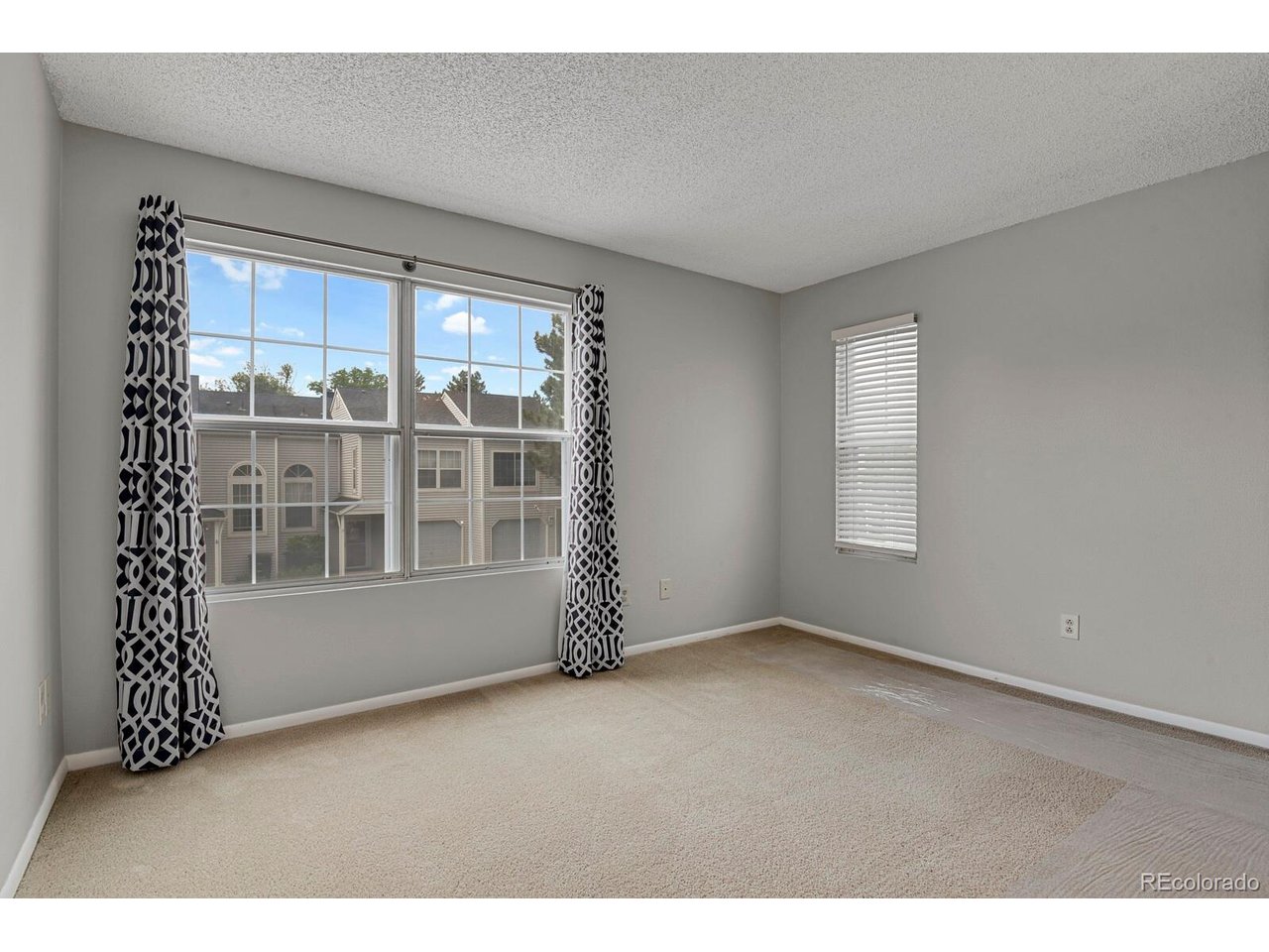 12332 Colorado Blvd 30