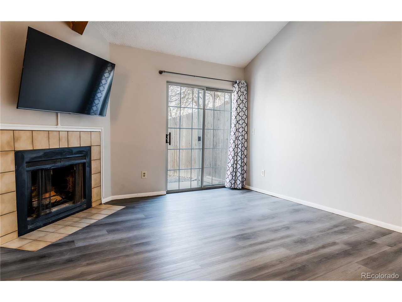 12332 Colorado Blvd 30