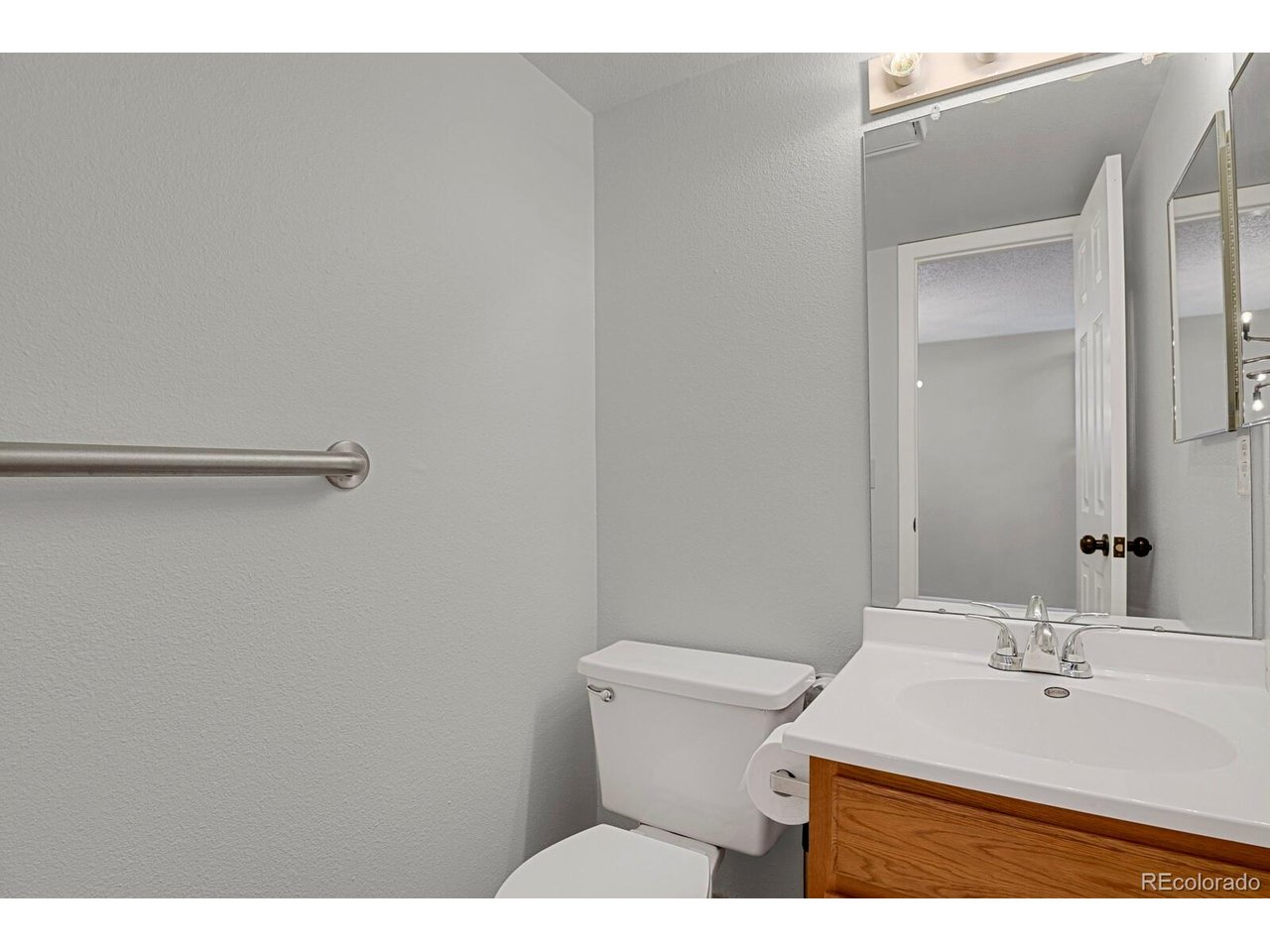 12332 Colorado Blvd 30