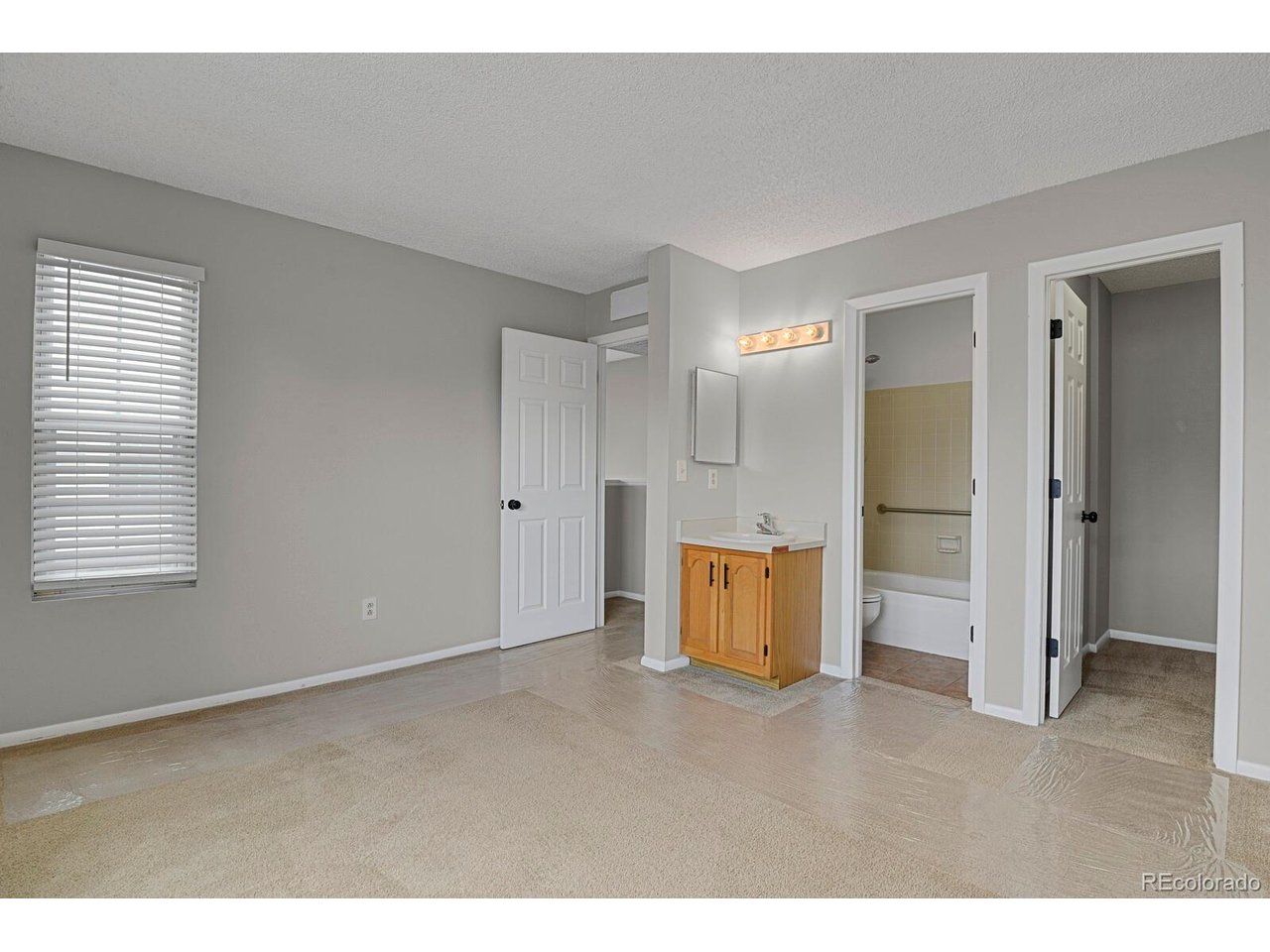 12332 Colorado Blvd 30