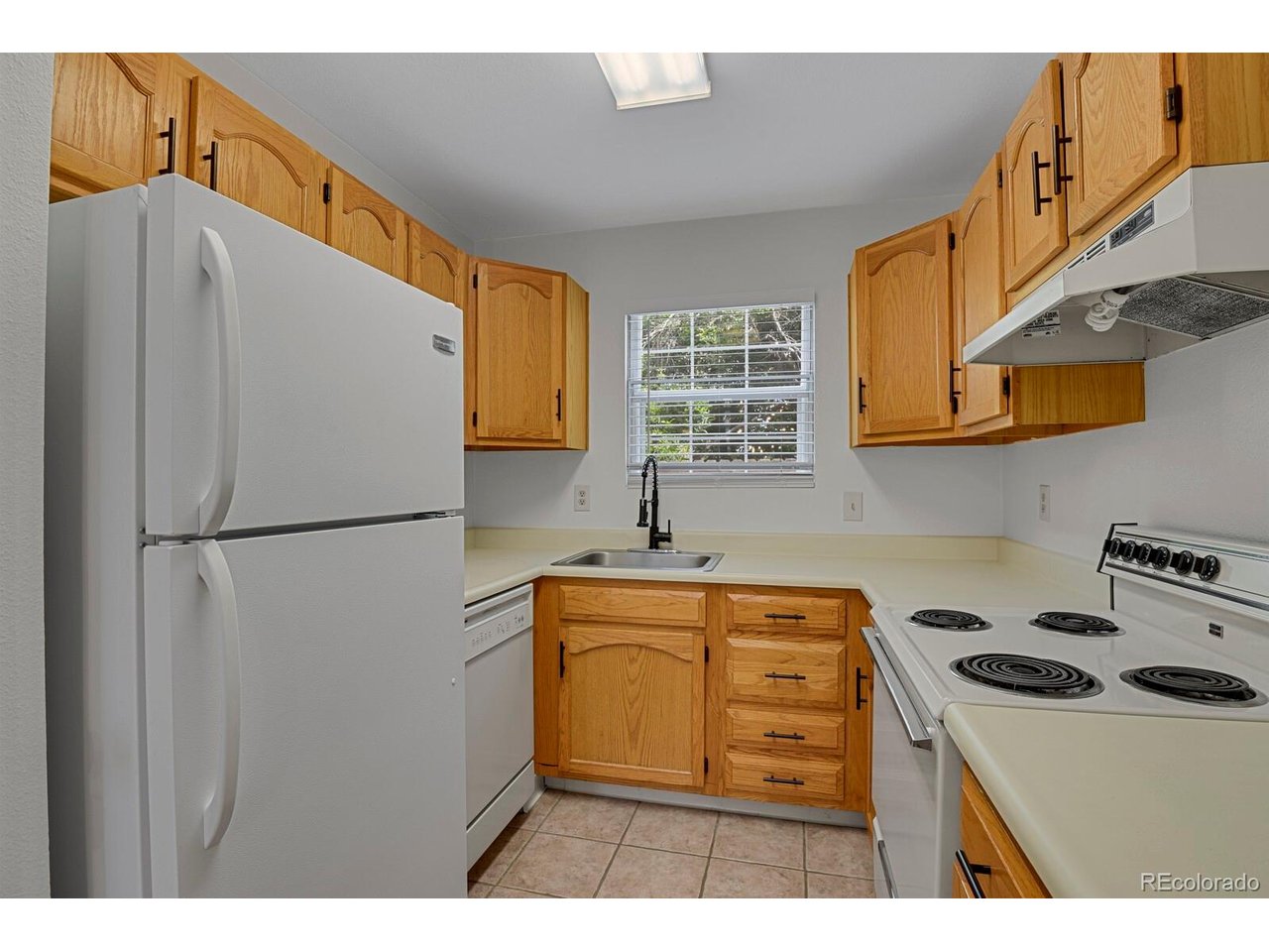 12332 Colorado Blvd 30