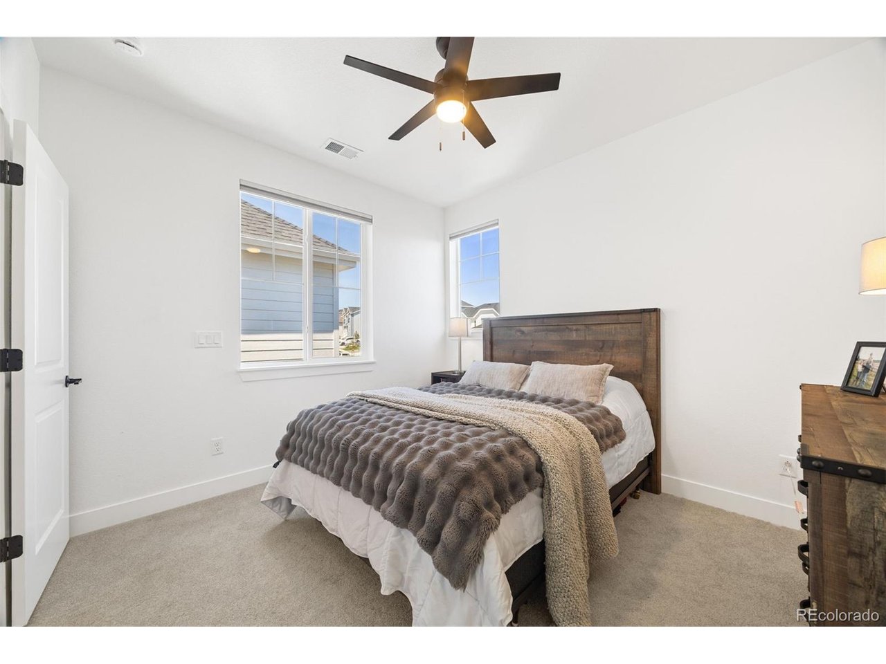 16526 Black Rose Cir