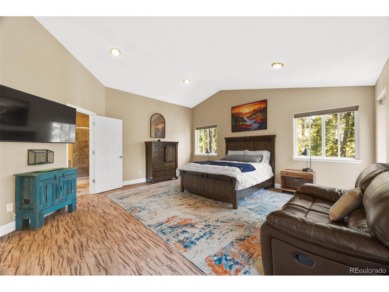 11512 Hannah Dr