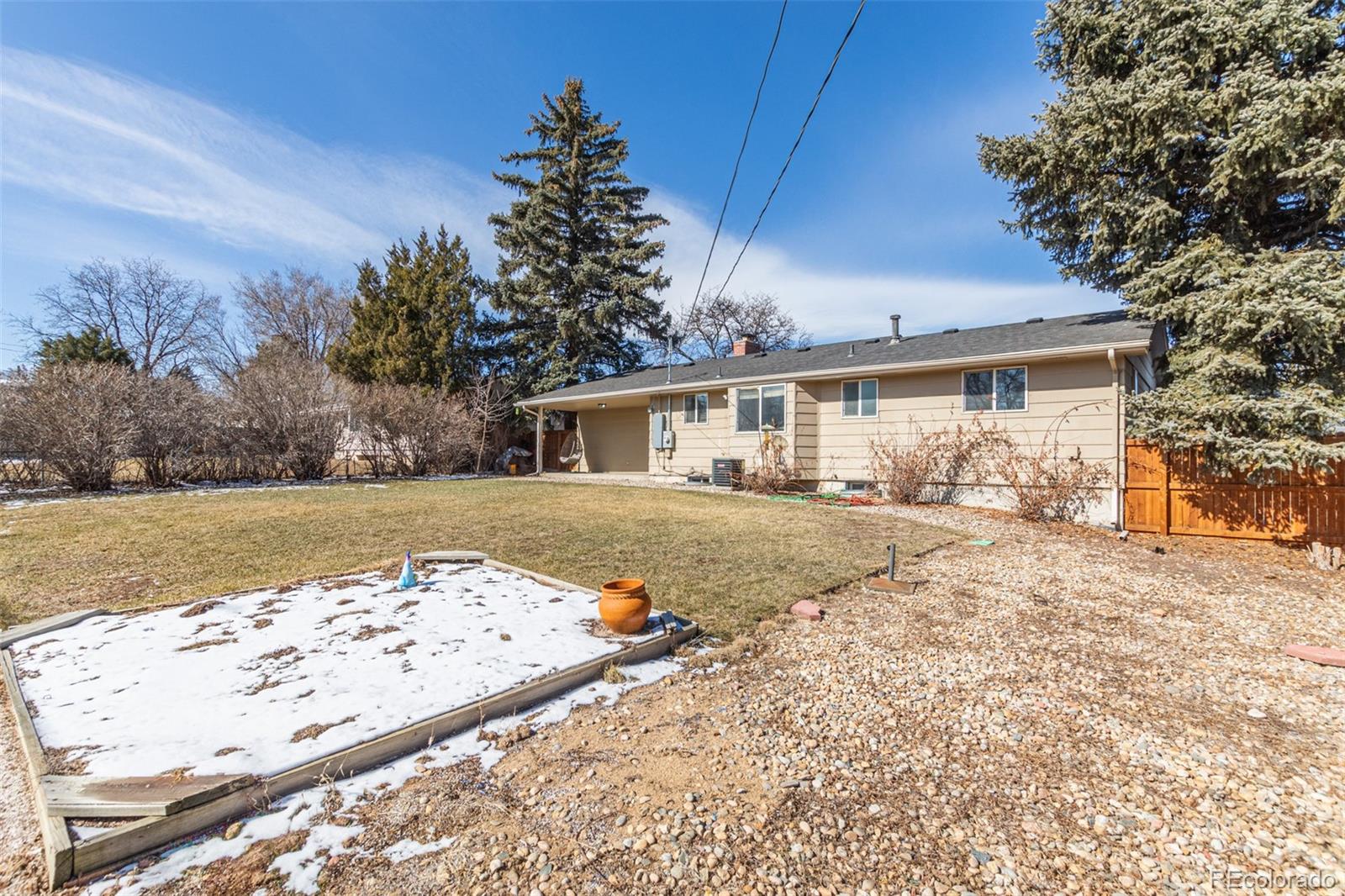 6844 W 76th Place
