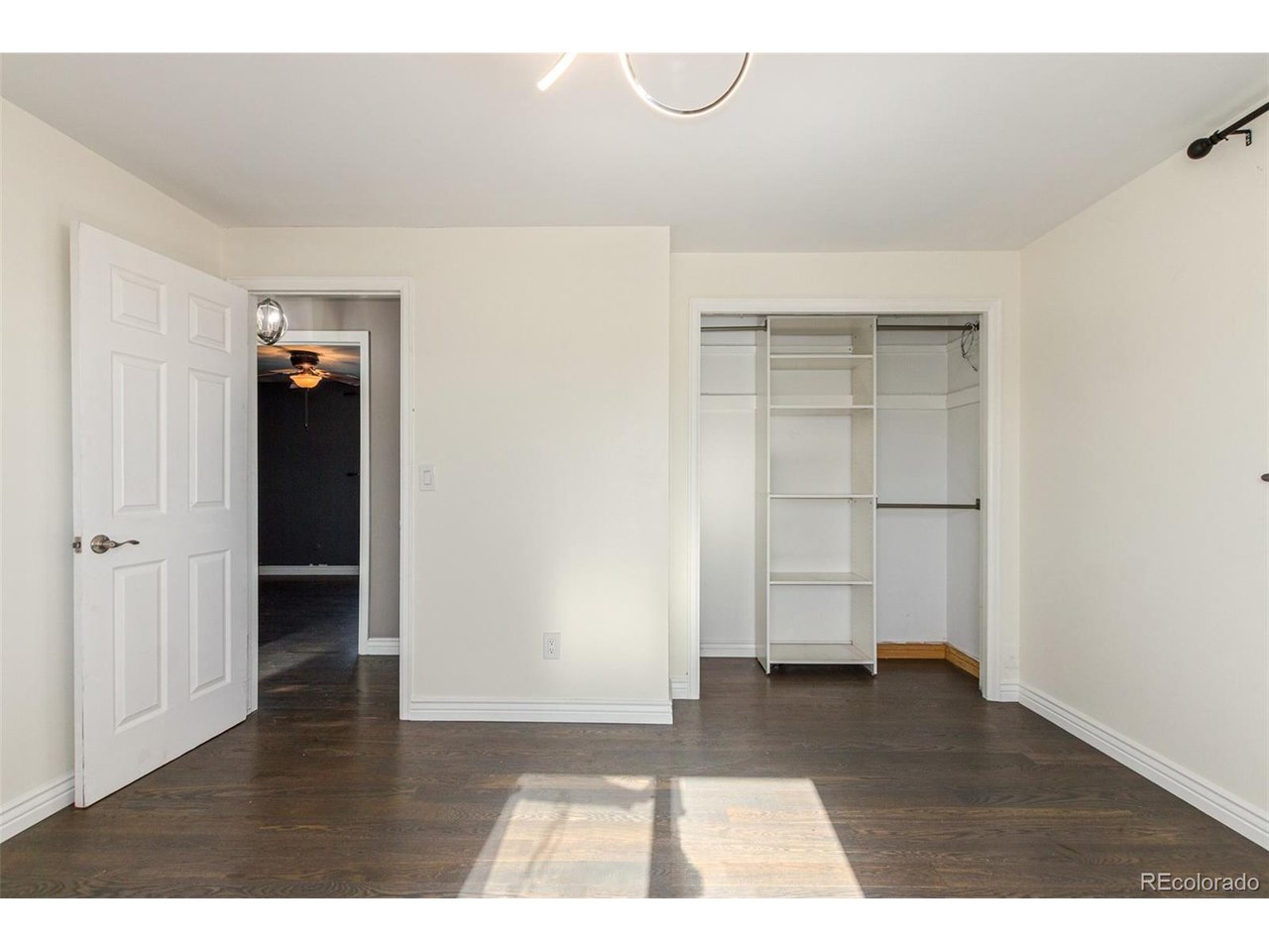 6844 W 76th Pl