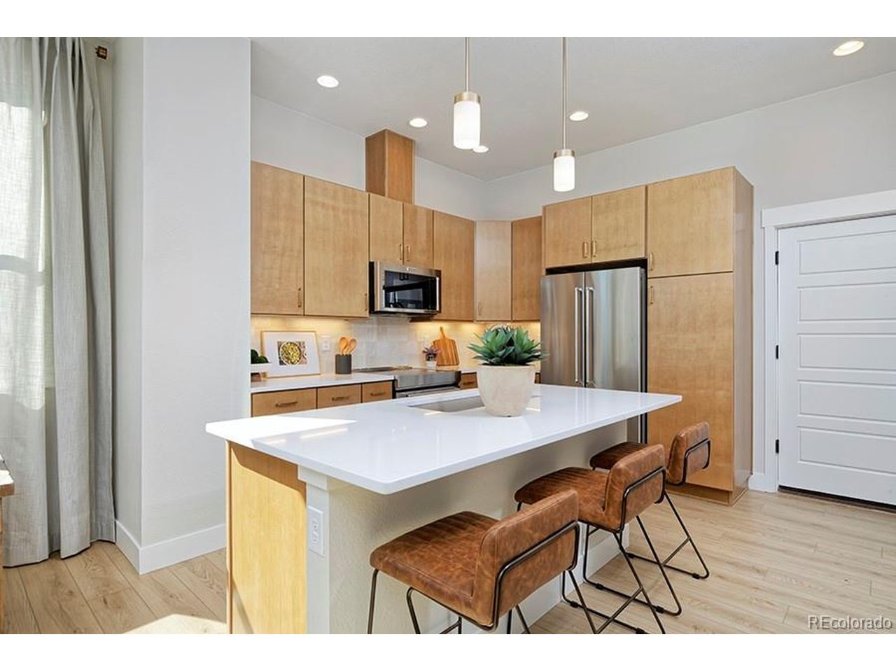 2866 S S. Machebeuf Court