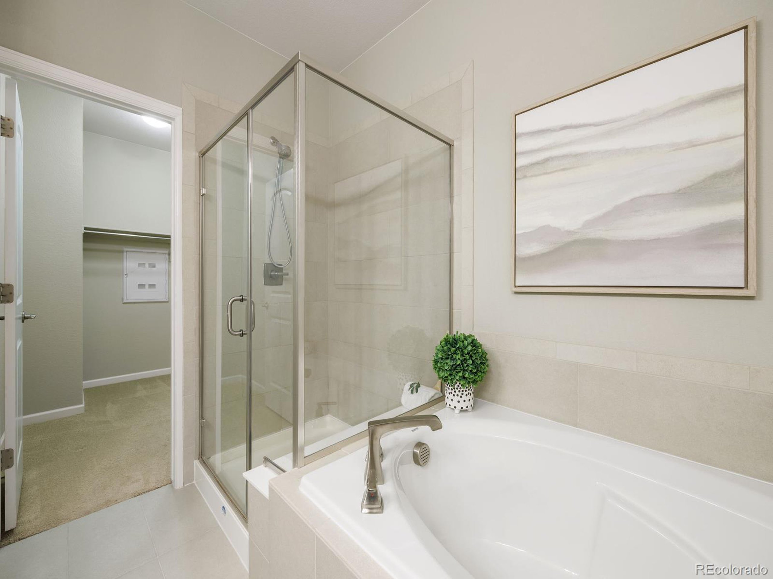 24847 E Calhoun Pl B