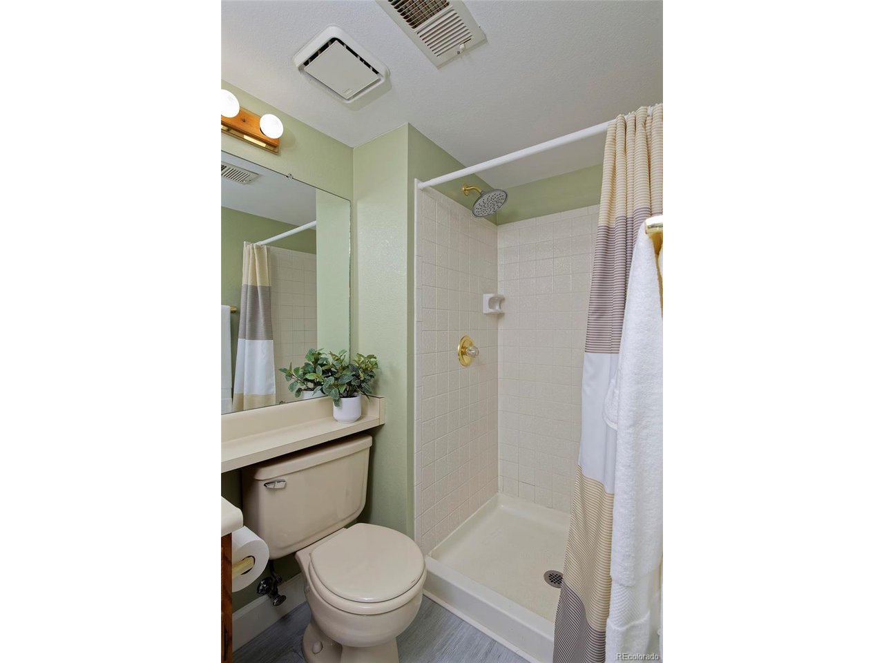 416 Eisenhower Dr