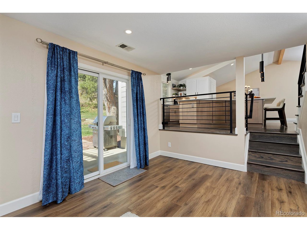 416 Eisenhower Dr
