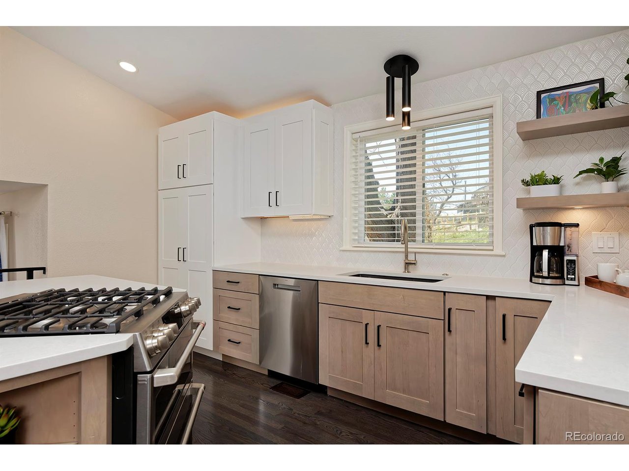 416 Eisenhower Dr