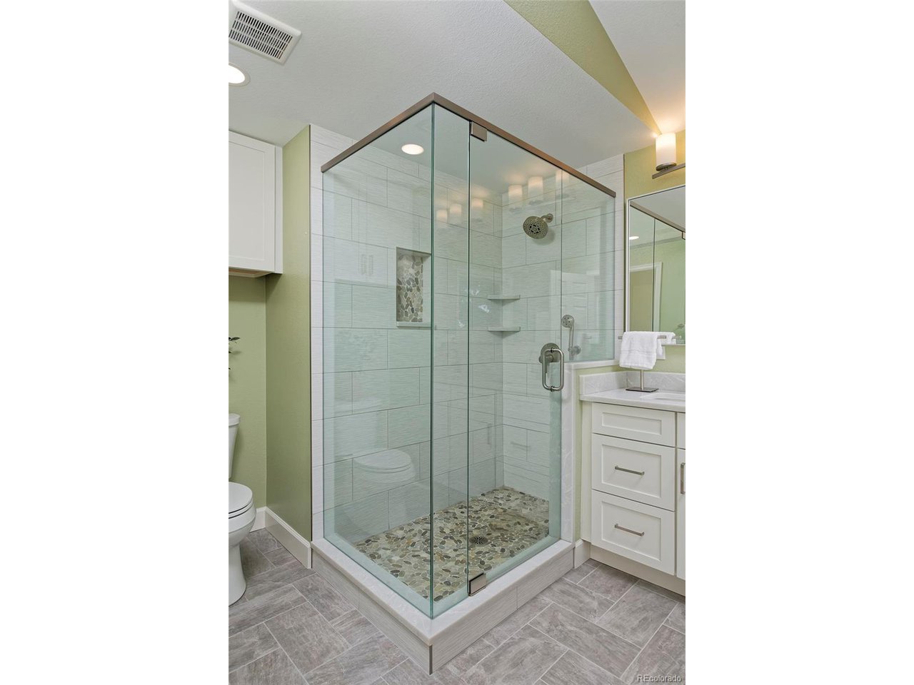 416 Eisenhower Dr