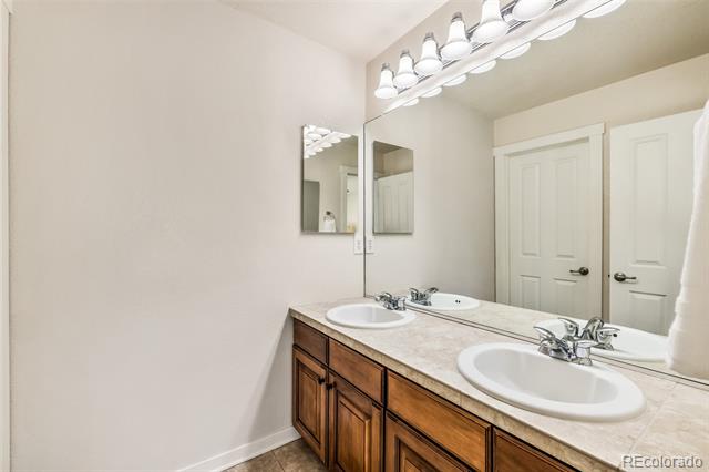 511 Scottish Place