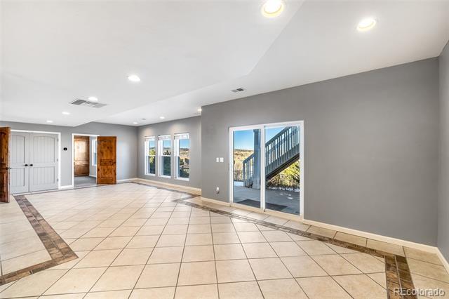 511 Scottish Place