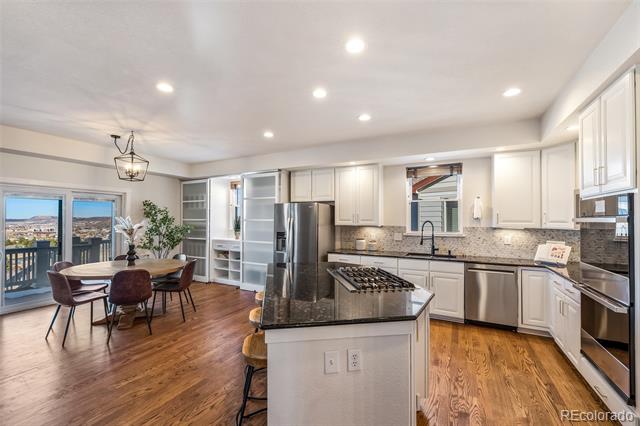 511 Scottish Place