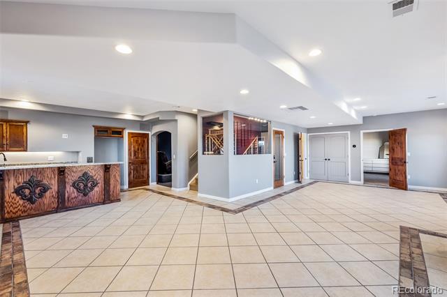 511 Scottish Place