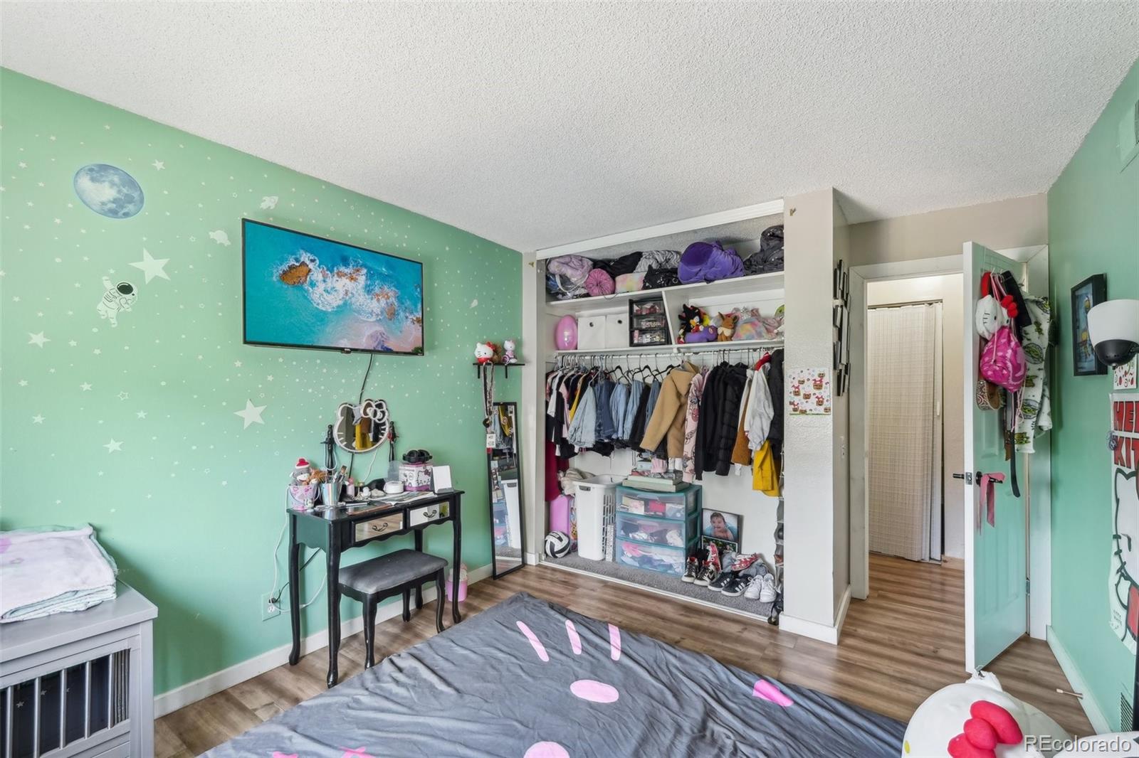 1272 S uvalda Street