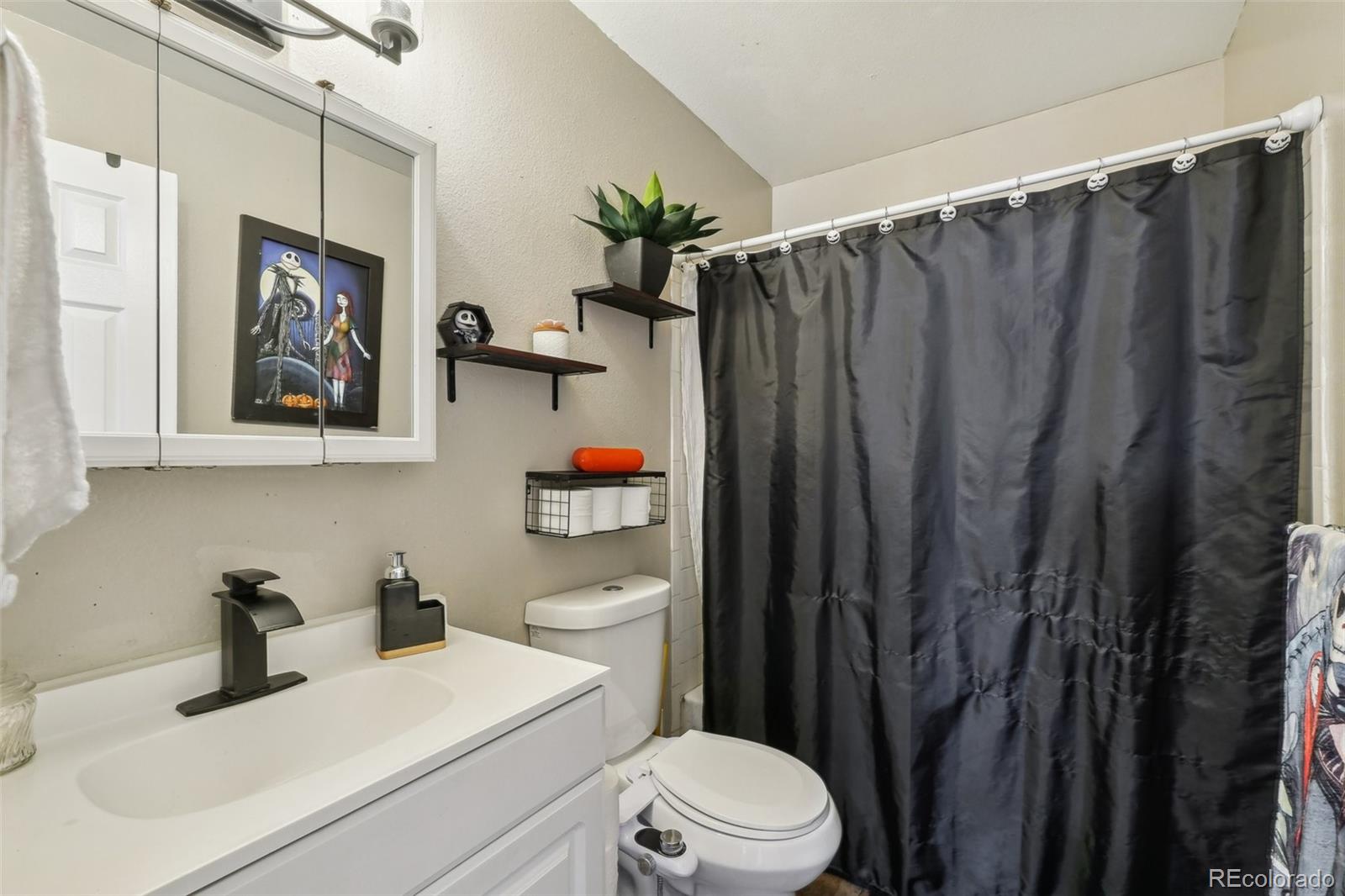 1272 S uvalda Street