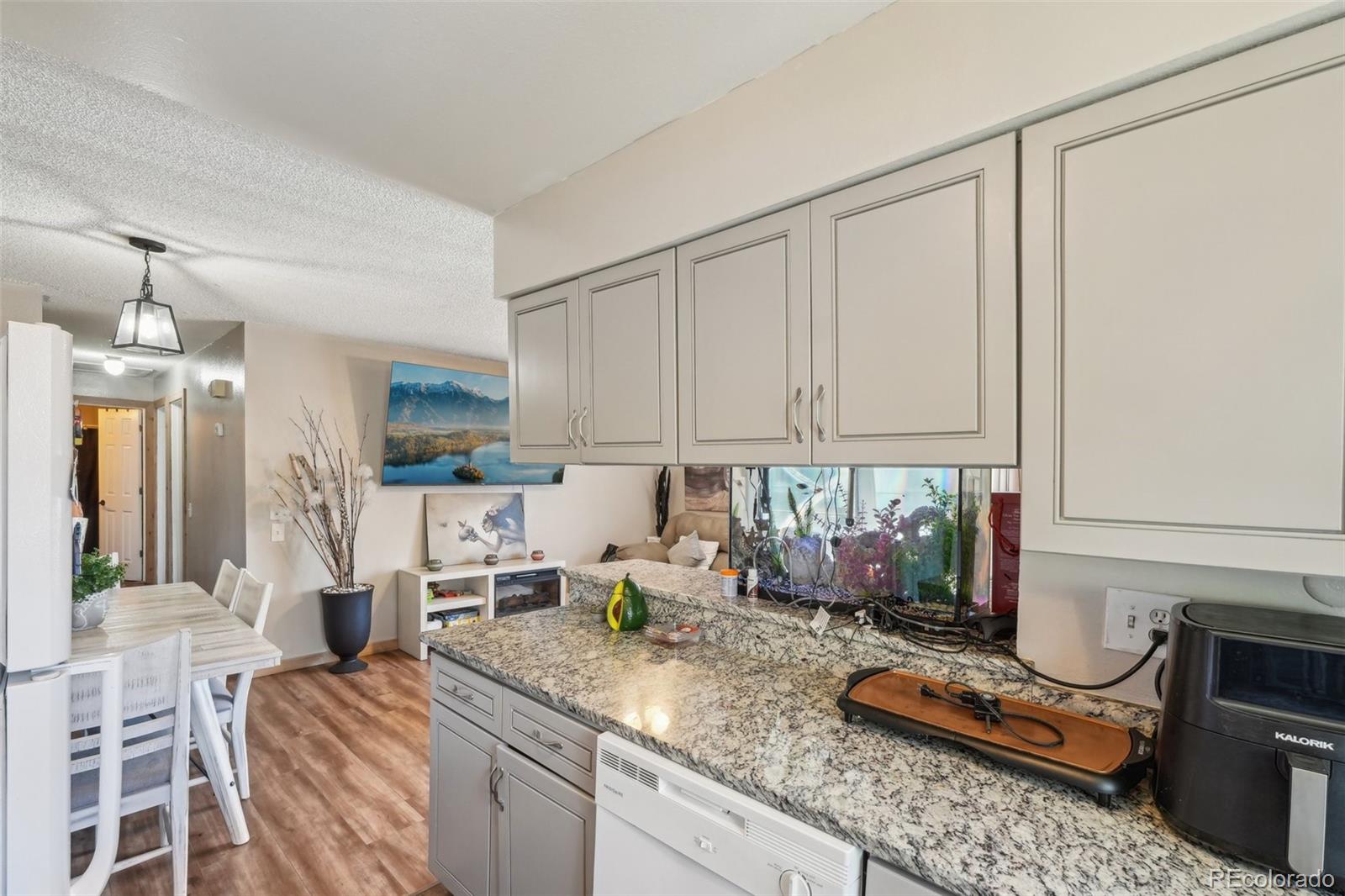 1272 S uvalda Street